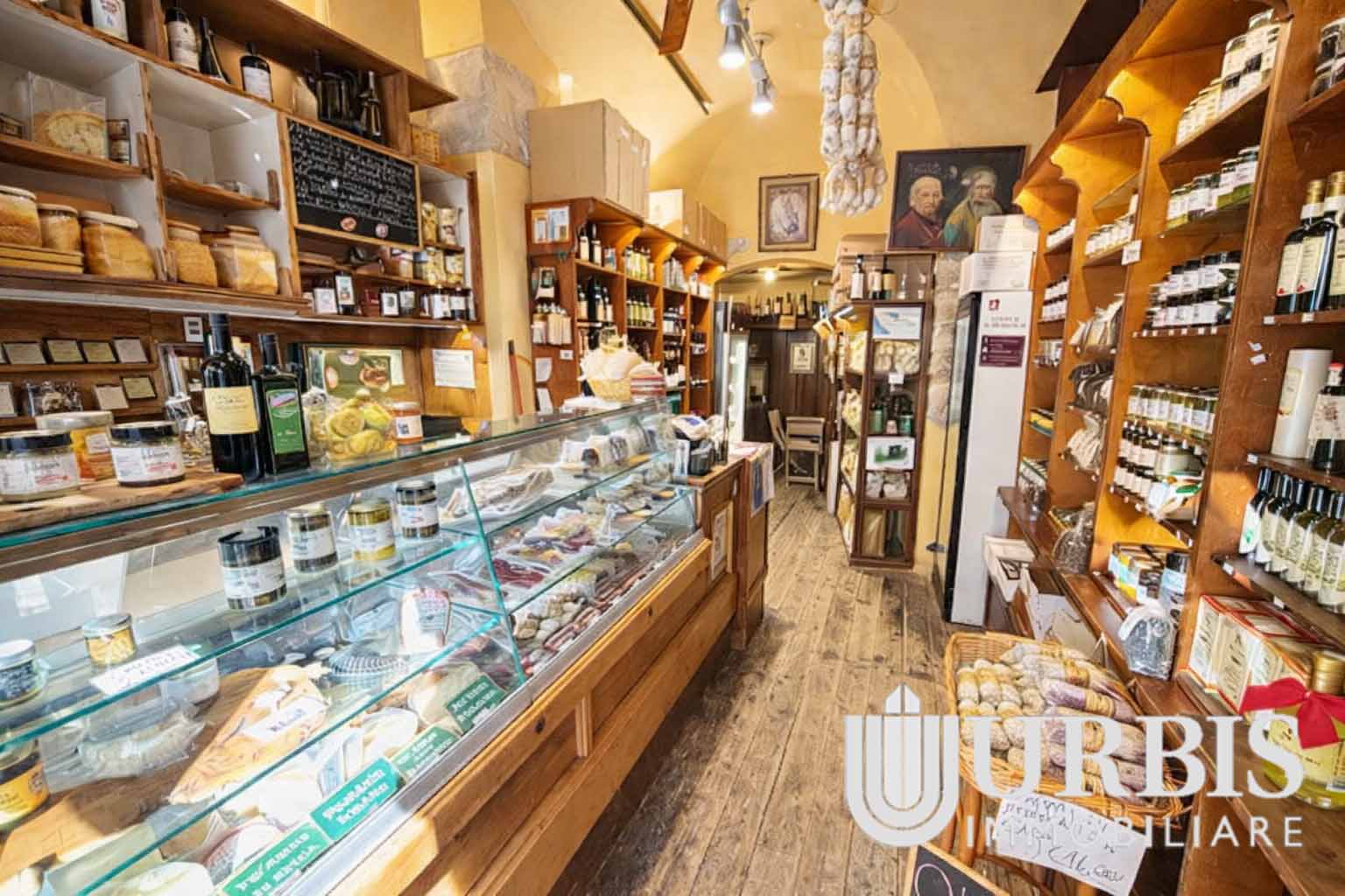 Azienda – Piazza del Comune