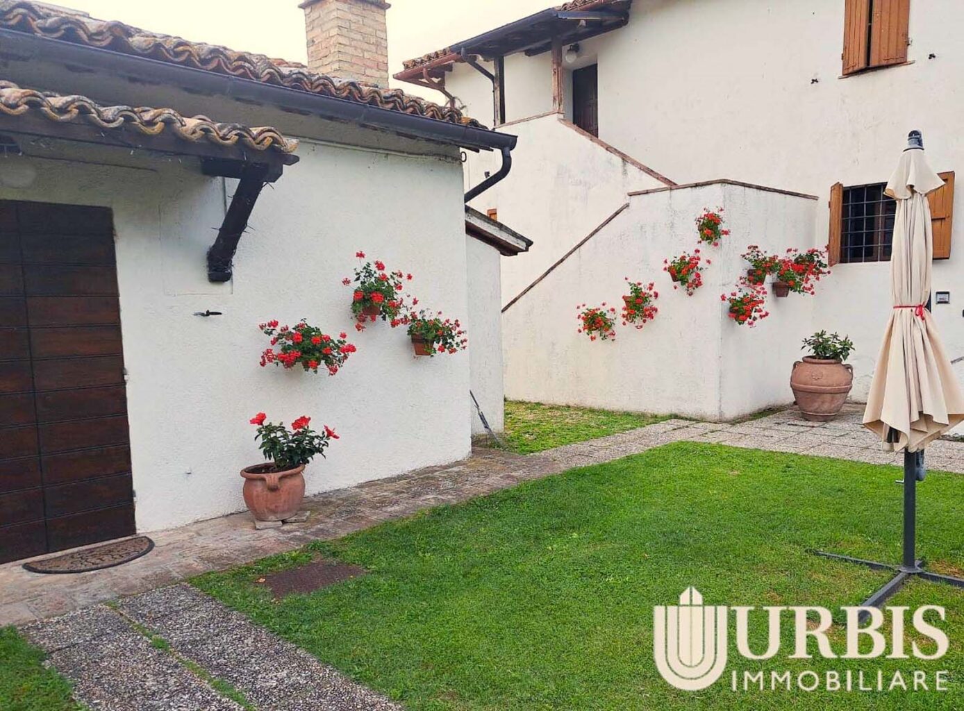 Complesso Immobiliare Loc. Spello