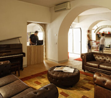 Ristrutturazione da Abitazione ad Hotel